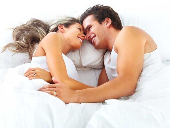 relação sexual como forma de tratar a dor nas bolas devido à excitação